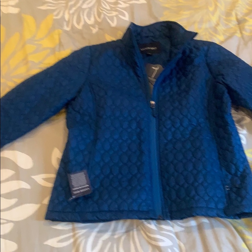 Light weight jacket